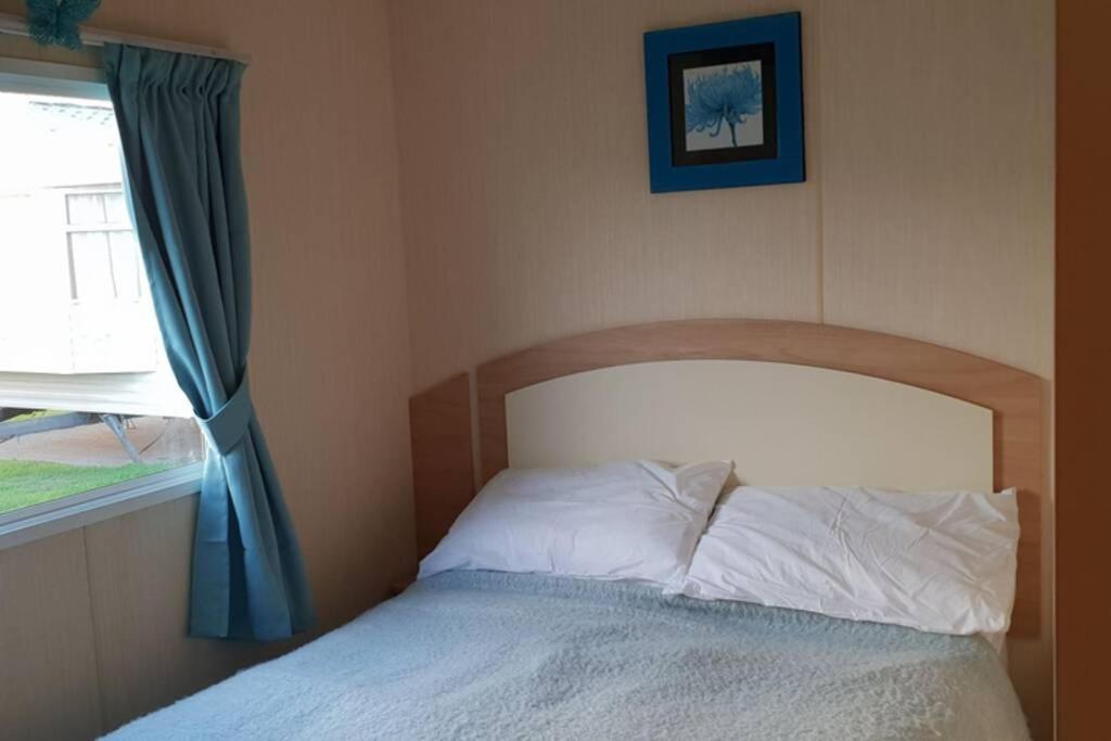 8 Berth Caravan On The Fab Presthaven Beach Resort Prestatyn Luaran gambar